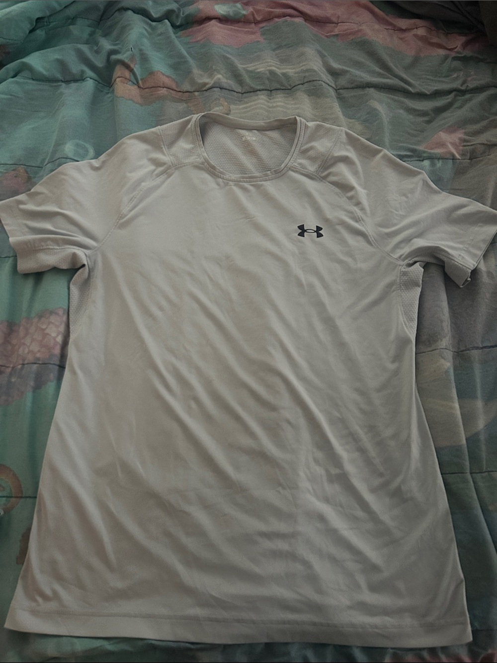Under Armour Men’s White Short-Sleeve Athletic Tee with Black Logo